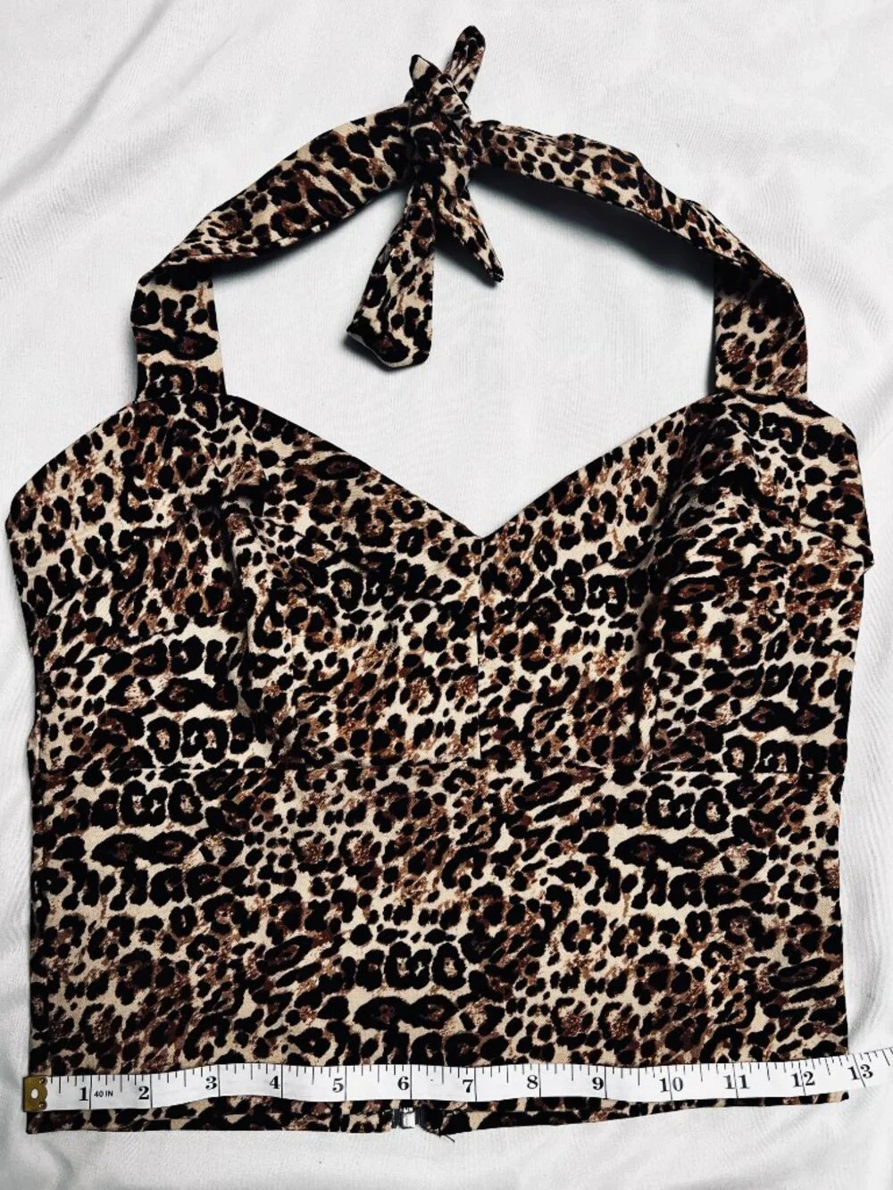 Queen Of The Main - Marie Set in Leopard - Picture 6 of 8
